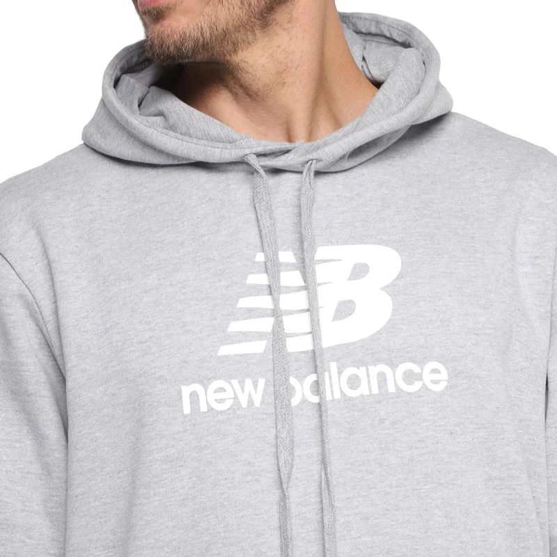moletom-new-balance-masc-essentials-cinza-zoom