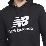 moletom-new-balance-masc-essentials-preto-zoom