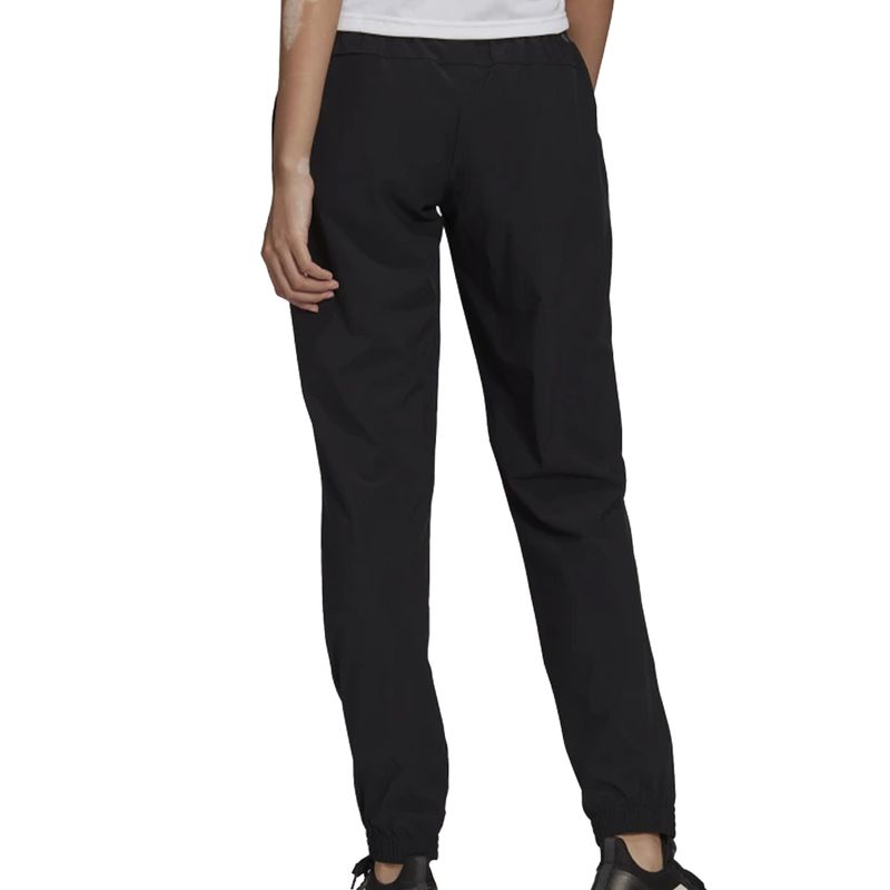 calca-adidas-madetraining-preto-atras