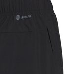 calca-adidas-madetraining-preto-detalhe-atras