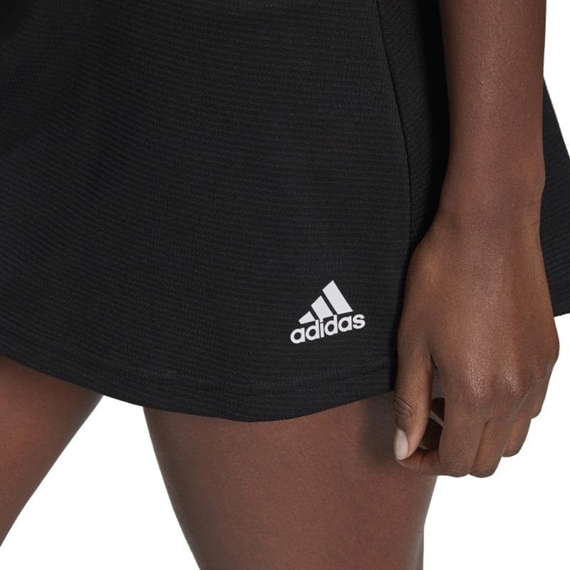 saia-adidas-club-tennis-preta-zoom
