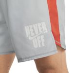 short-nike-challenger-cinza-detalhes
