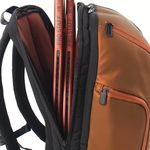 mochila-para-raquete-pro-staff-v14-super-tour-wilson-casadotenista8
