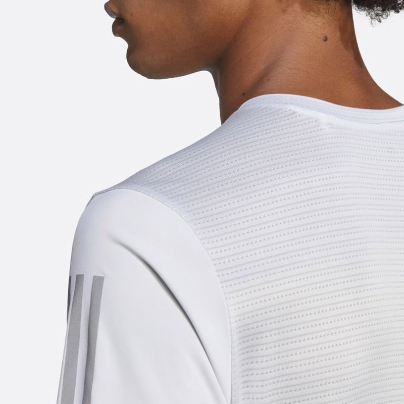 camiseta-adidas-own-the-run-branca-zoom