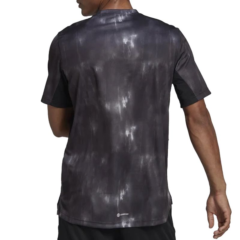 camiseta-adidas-workout-atras