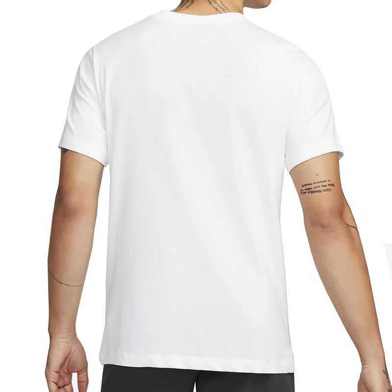camiseta-nike-court-rafa-branca-verde-atras