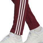 calca-training-essentials-adidas-masc-3-listras-bordo-detalhe