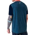 camiseta-basica-bicolocor-azulpetroleo-azulmarinho-head-costas