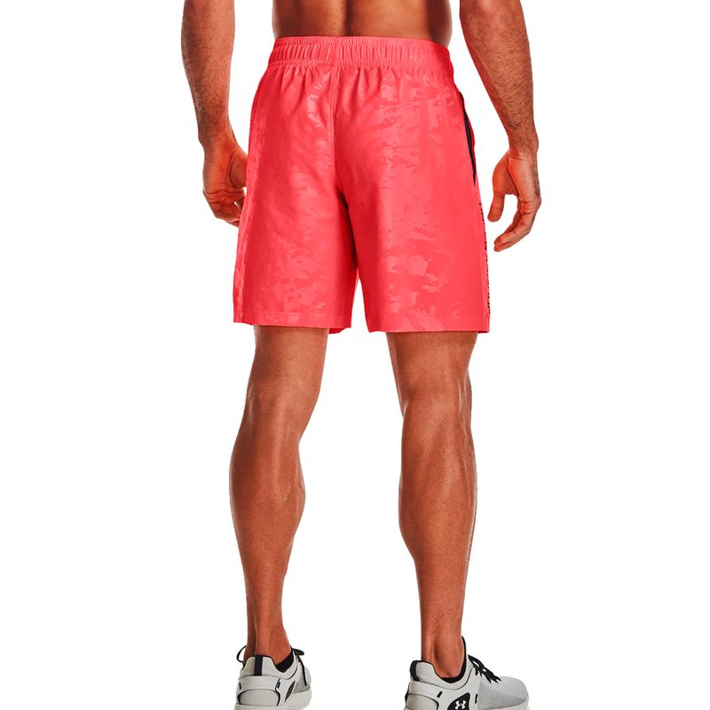 shorts-woven-emboss-beta-black-underarmor-costas