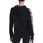 moletom-under-rival-fleece-cb-modelo2
